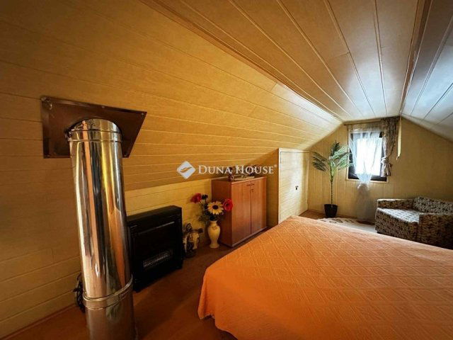 Eladó nyaraló, Tamásiban 32 M Ft, 3 szobás