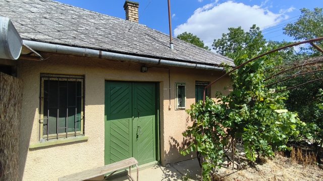Eladó nyaraló, Tamásiban 6.2 M Ft, 1 szobás