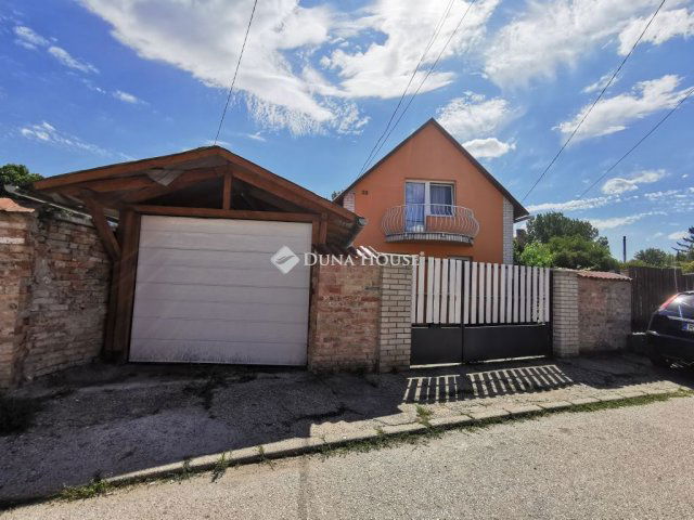 Eladó családi ház, Dorogon, Pataksor utcában 64 M Ft, 4 szobás