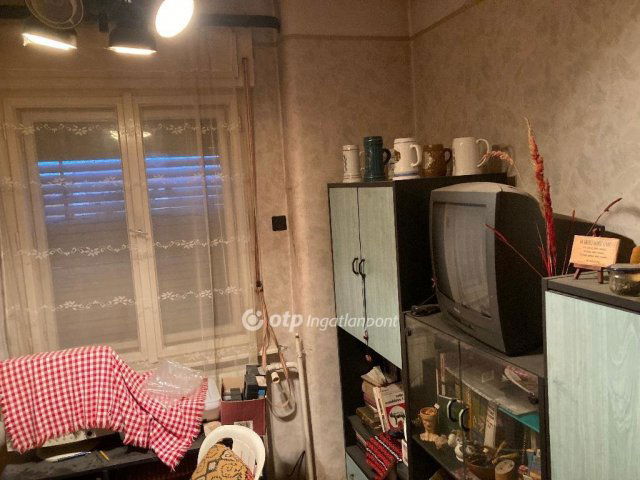 Eladó családi ház, Sajószentpéteren 31 M Ft, 2+2 szobás