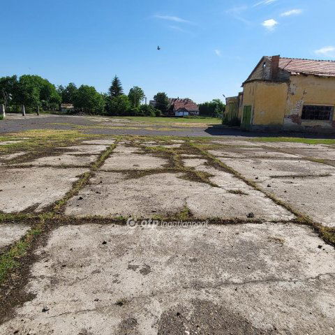Eladó ipari ingatlan, Tetétlenen 48 M Ft / költözzbe.hu