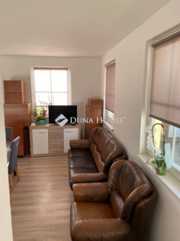 Eladó családi ház, Kókán 64 M Ft, 5 szobás