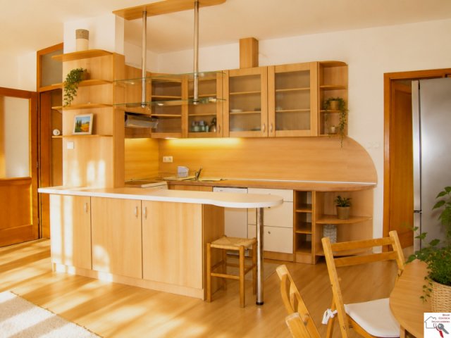 Kiadó téglalakás, albérlet, Pécsett 210 E Ft / hó, 2 szobás