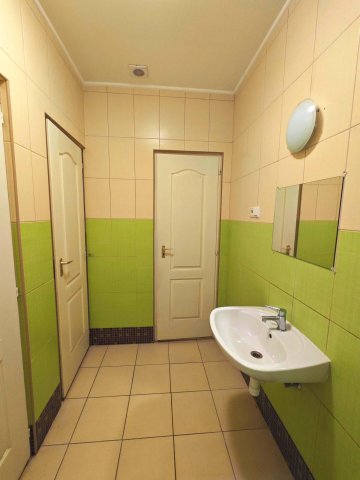 Kiadó üzlethelyiség, Miskolcon 1350 E Ft / hó