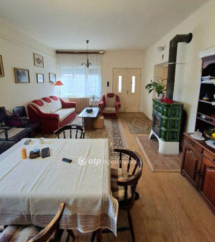 Eladó családi ház, Szabadszálláson 28.1 M Ft, 3 szobás