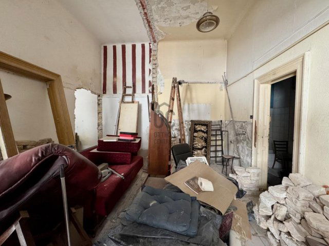 Eladó téglalakás, Budapesten, V. kerületben 79.9 M Ft, 2 szobás