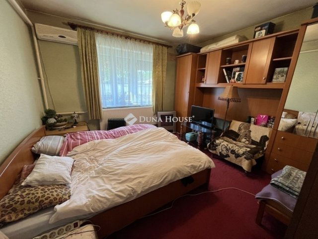 Eladó családi ház, Monorierdőn 60 M Ft, 4 szobás