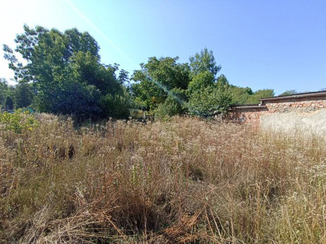 Eladó családi ház, Kenézen 13.5 M Ft, 1 szobás