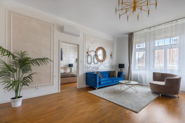 Eladó téglalakás, Budapesten, V. kerületben 199.9 M Ft, 3 szobás