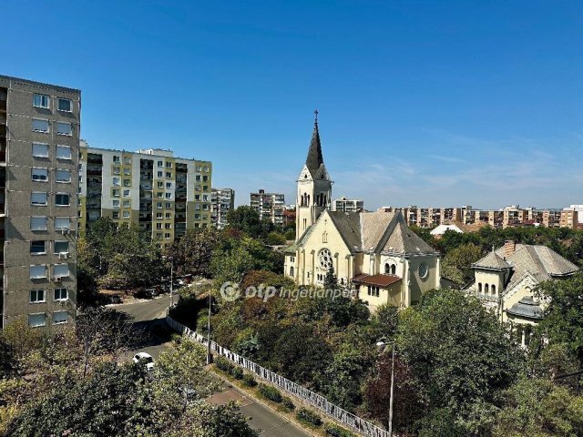 Eladó panellakás, Budapesten, XX. kerületben 56.5 M Ft, 2 szobás