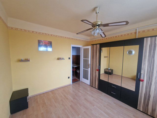 Eladó téglalakás, Budapesten, XXI. kerületben 59.9 M Ft