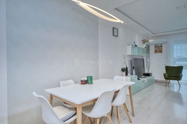 Eladó sorház, Budapesten, X. kerületben 139.9 M Ft, 4 szobás