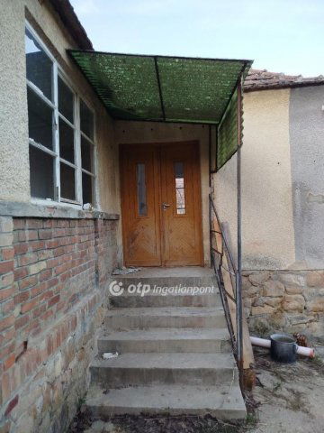 Eladó családi ház, Bakócán 10.5 M Ft, 2 szobás
