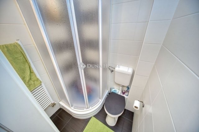 Eladó sorház, Budapesten, X. kerületben 134.9 M Ft, 4 szobás