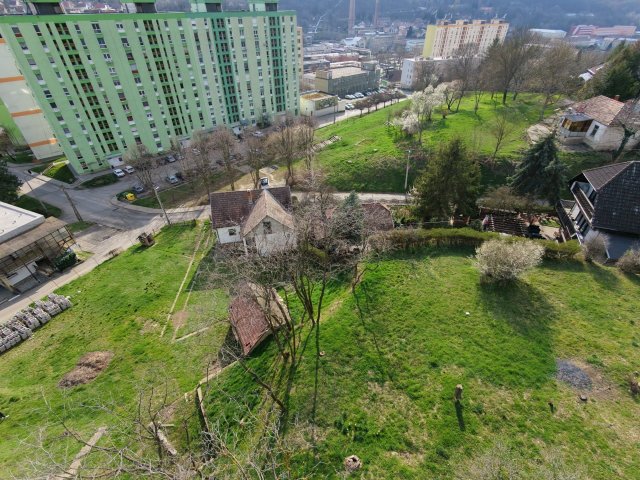 Eladó családi ház, Komlón 34.9 M Ft, 3 szobás