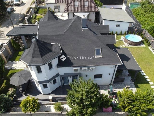 Eladó családi ház, Érden 149.9 M Ft, 5 szobás