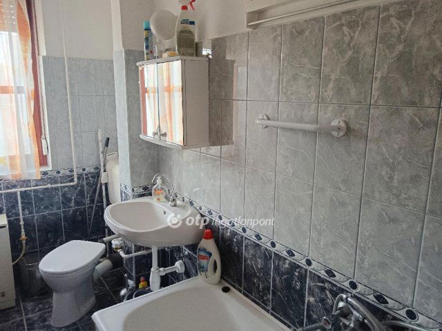 Eladó téglalakás, Gyomaendrődön 19.5 M Ft, 1 szobás