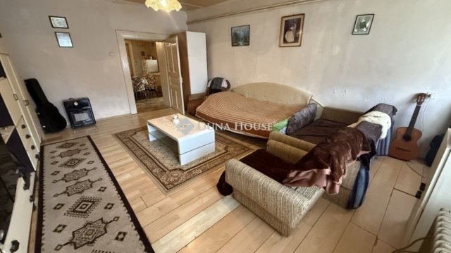 Eladó családi ház, Csényén 20.5 M Ft, 3 szobás