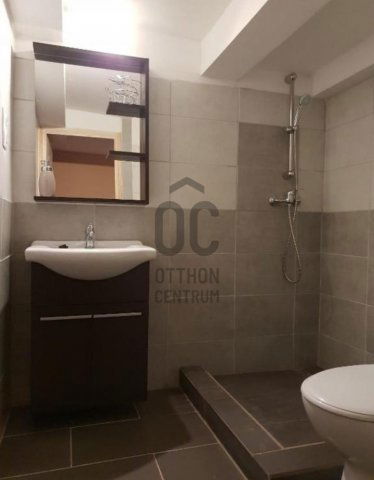 Eladó téglalakás, Siófokon 99 M Ft, 3 szobás