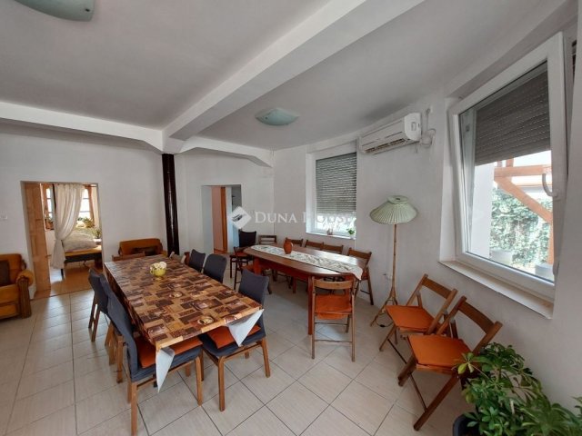 Eladó ipari ingatlan, Baján 399 M Ft / költözzbe.hu