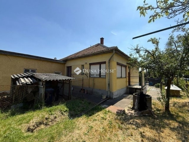 Eladó családi ház, Budapesten, XVII. kerületben 99 M Ft