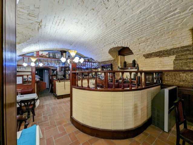 Eladó üzlethelyiség, Budapesten, VI. kerületben 123 M Ft