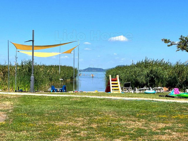 Eladó nyaraló, Balatonfenyvesen 47.9 M Ft, 4 szobás