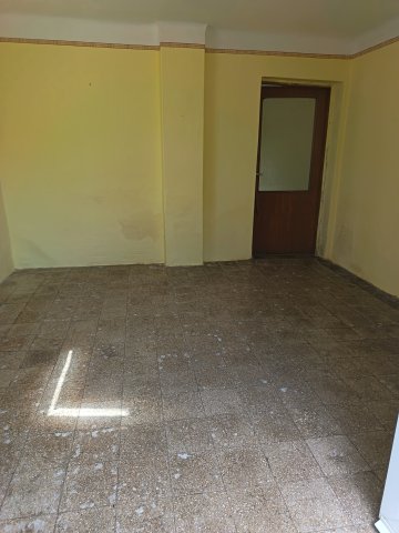 Eladó családi ház, Kaposváron 11.7 M Ft, 1 szobás