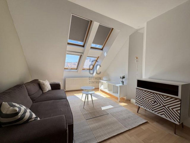 Eladó téglalakás, Budapesten, VII. kerületben 129 M Ft, 3 szobás