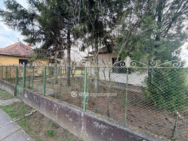 Eladó családi ház, Szentpéterszegen 15 M Ft, 2+1 szobás