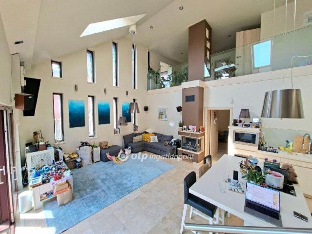 Eladó ikerház, Budapesten, XX. kerületben 164 M Ft, 4 szobás