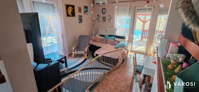 Eladó családi ház, Ráckevén 95.9 M Ft, 4 szobás