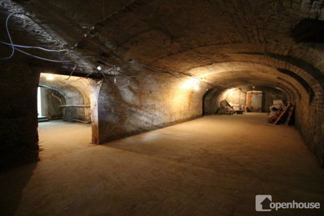 Eladó üzlethelyiség, Szegeden 60 M Ft, 2 szobás