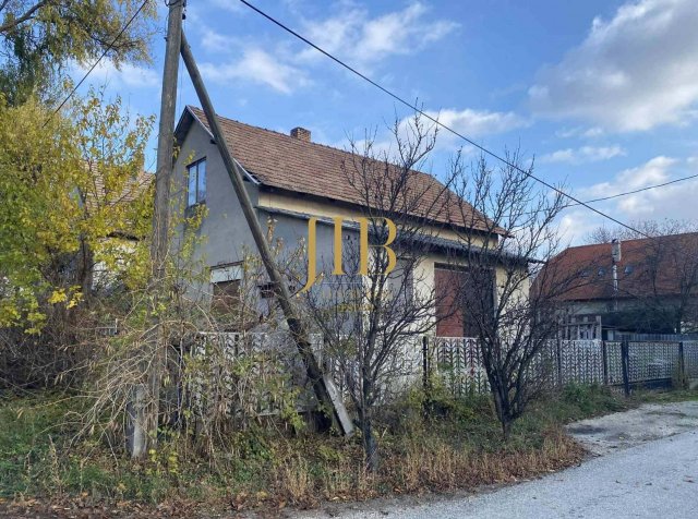 Eladó családi ház, Pátyon 74.9 M Ft, 2 szobás