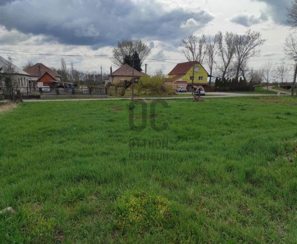 Eladó telek, Szihalmon 7 M Ft / költözzbe.hu