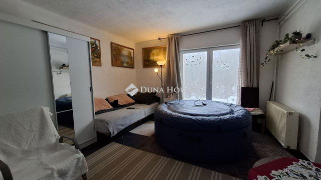 Eladó családi ház, Váckisújfalun 65.5 M Ft, 3 szobás