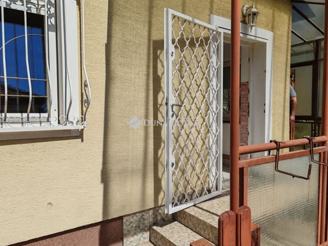 Eladó családi ház, Budapesten, XVII. kerületben 152 M Ft