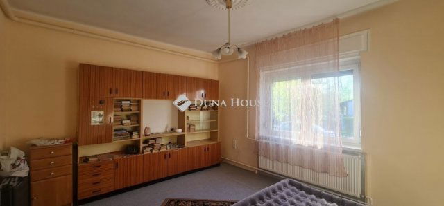 Eladó családi ház, Monoron 62.9 M Ft, 3 szobás