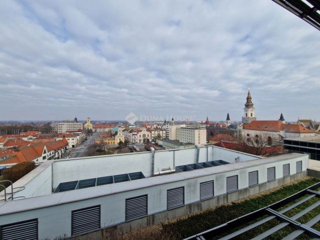 Eladó iroda, Kecskeméten 140 M Ft / költözzbe.hu