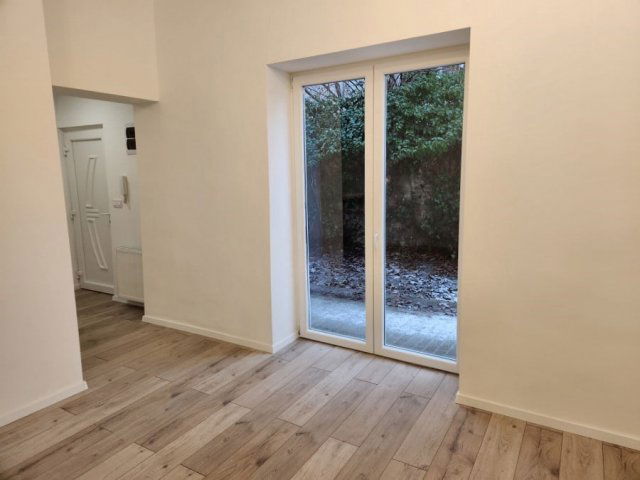 Eladó téglalakás, Pécsett 86.9 M Ft, 3 szobás