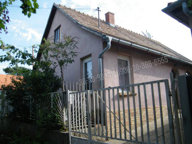 Eladó családi ház, Majosházán 27 M Ft, 3 szobás