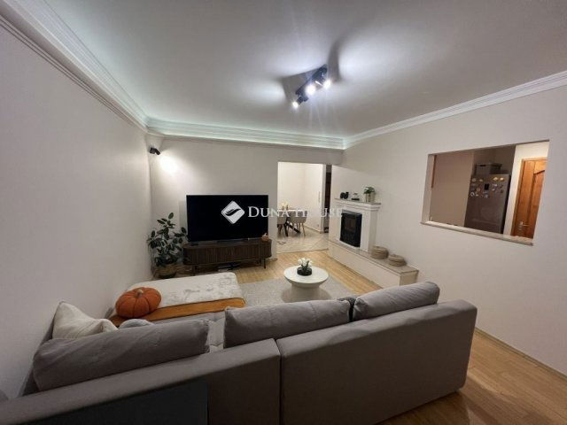 Eladó téglalakás, Szegeden 65.9 M Ft, 2 szobás