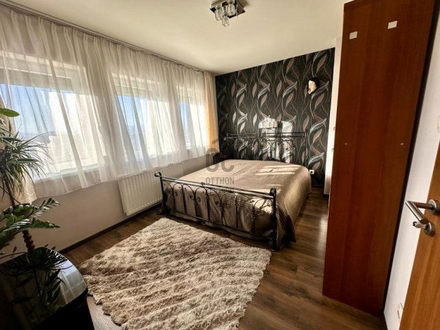 Eladó ikerház, Dunakeszin 189 M Ft, 6 szobás