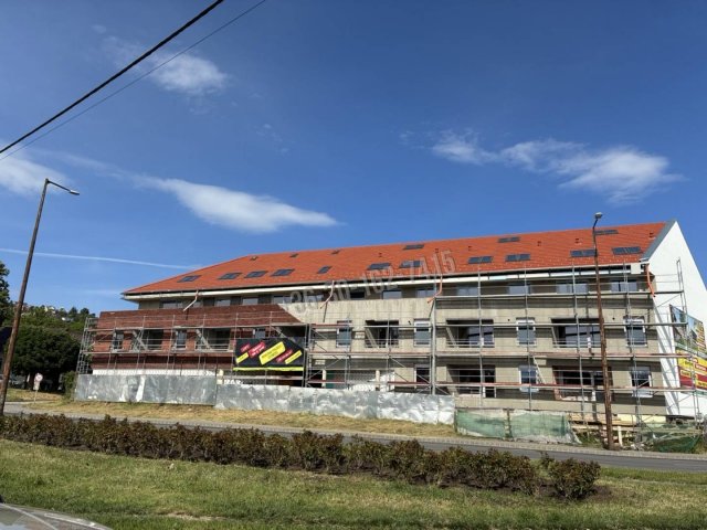 Eladó téglalakás, Pécsett, Tiborc utcában 65.671 M Ft, 2 szobás