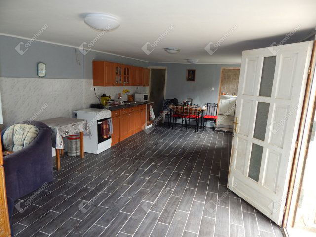 Eladó családi ház, Osztopánon 13.5 M Ft, 2 szobás