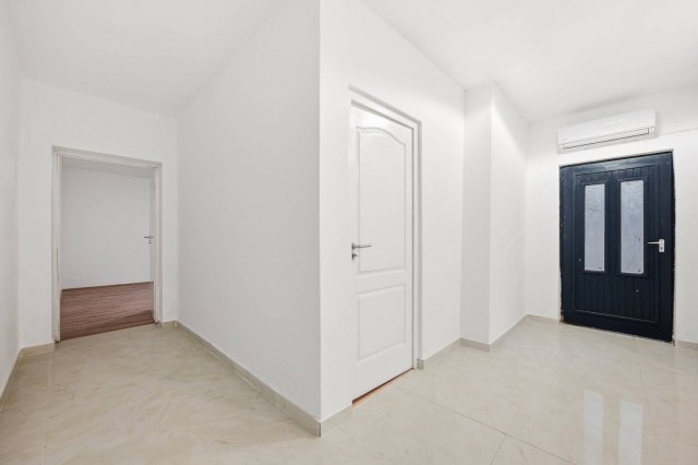 Eladó sorház, Esztergomban 29.9 M Ft, 2 szobás
