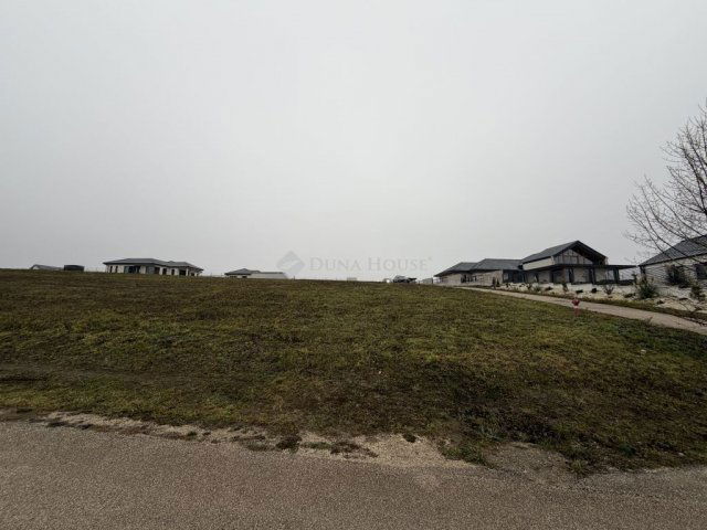 Eladó telek, Budajenőn 157 M Ft / költözzbe.hu