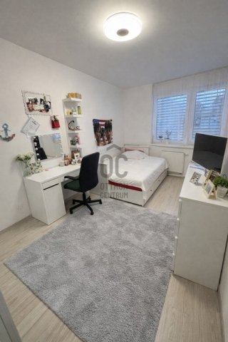 Eladó téglalakás, Budapesten, III. kerületben 160 M Ft, 4 szobás