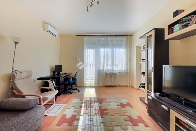 Eladó téglalakás, Budapesten, XVIII. kerületben 61.9 M Ft