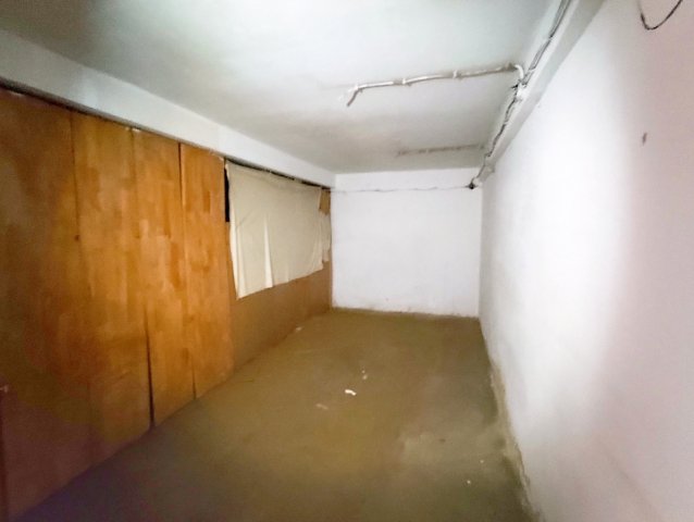 Kiadó garázs, Nyíregyházán 30 E Ft / hó / költözzbe.hu